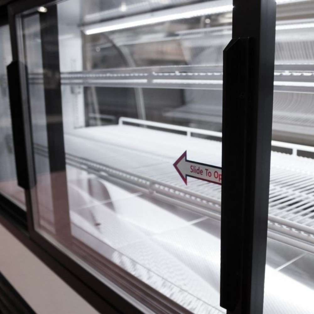 Turbo Air TCGB-48-DR 48" Curved Glass Dry Bakery Case - Image 2